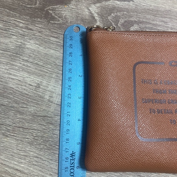 Coach Leather Storypatch - Picture 6 of 7